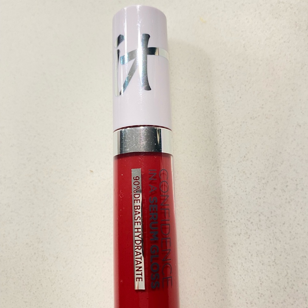 IT Cosmetics Bold Red Confidence Lip Serum soft cool mauve